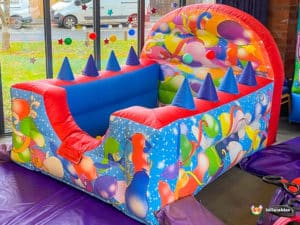 Ball pool inflatable