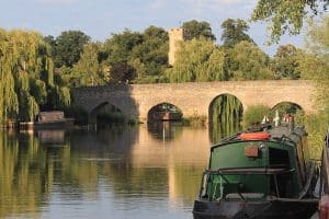 Bidford on Avon bridge and river Avon