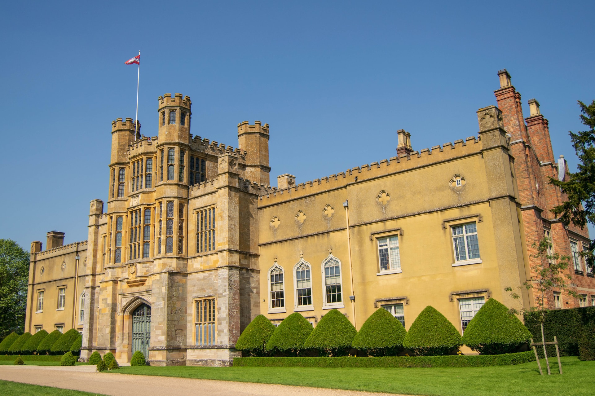 Coughton Court in the beautiful sunshine